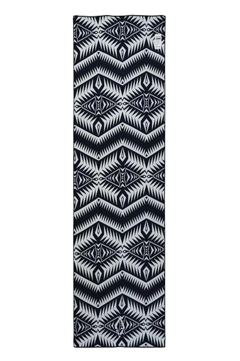 NOMADIX //  DOUBLE SIDED YOGA TOWEL - CAYAMBE EARTH
